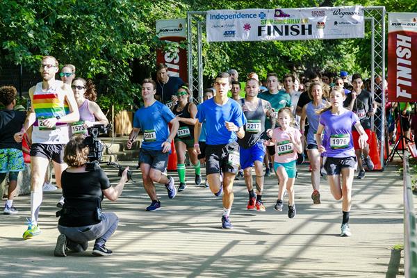 Runners take off at the 2019 Step Beyond Celiac Philly 5K. Top finishers in these timed courses will receive medals. All participants who register by the deadline will receive t-shirts and goody bags.