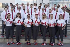 Les compétiteurs et compétitrices d’Équipe Canada WorldSkills 2019 se rassemblent au Kazan Arena Stadium pour la cérémonie de clôture du 45e Mondial des métiers, à Kazan, en Russie.