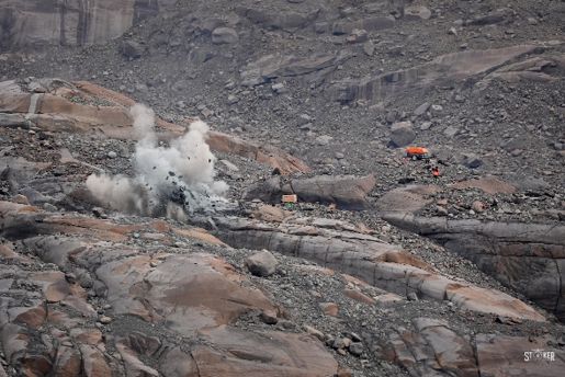 Blasting Gold Mineralized Zones