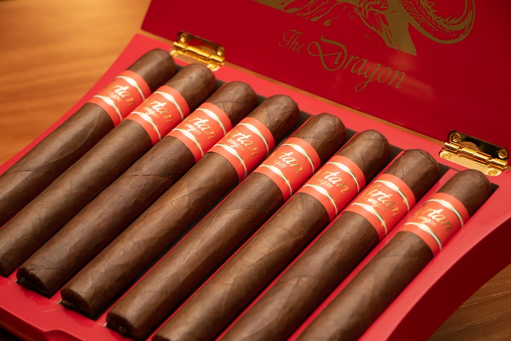 El Septimo - The World’s Best Cigar Company - Introduces Vartan The Dragon