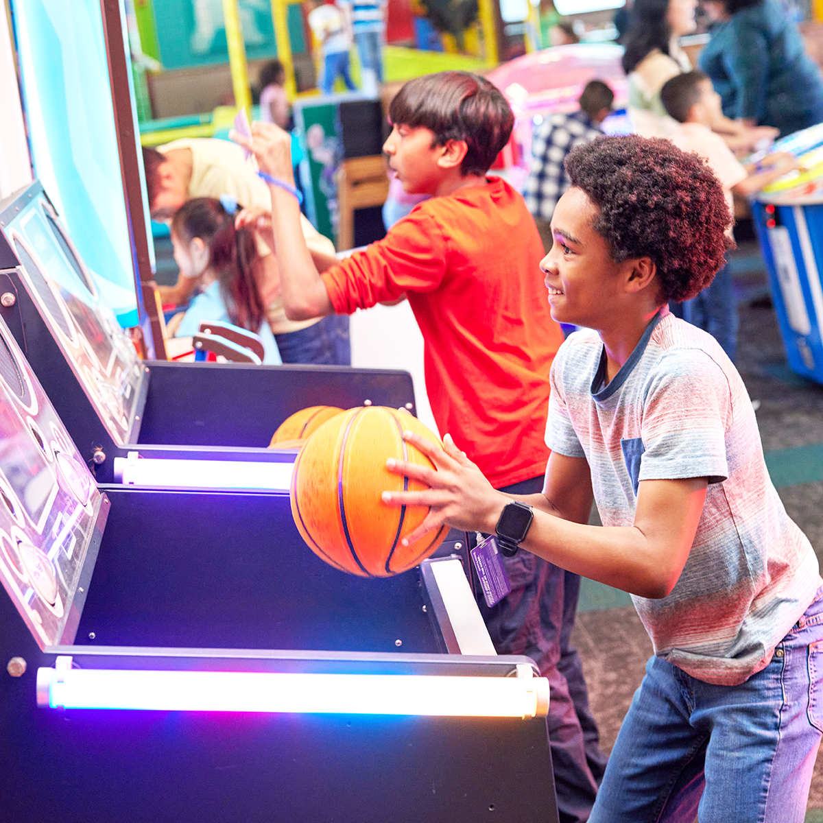 Sports Games at Chuck E. Cheese