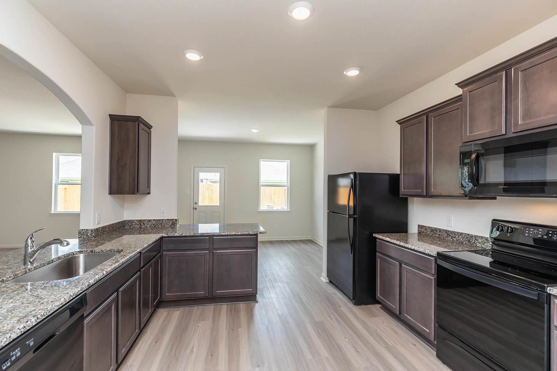 LGI Homes now selling affordable new homes near Baytown, Texas.