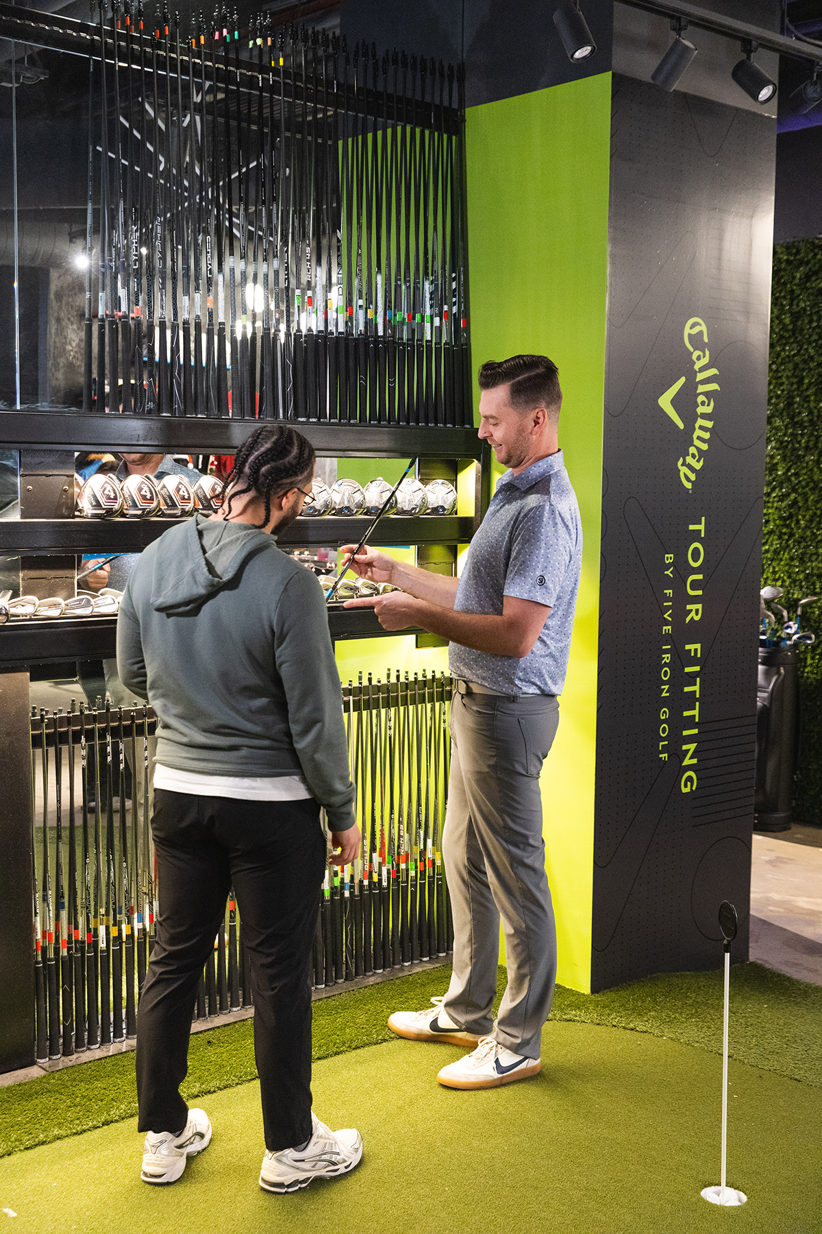 At Five Iron Golf, expert coaches and cutting-edge Callaway equipment combine to deliver a Tour-level fitting experience tailored to every golfer's game. From clubheads to shafts, your perfect match awaits in our Callaway-certified fitting network.