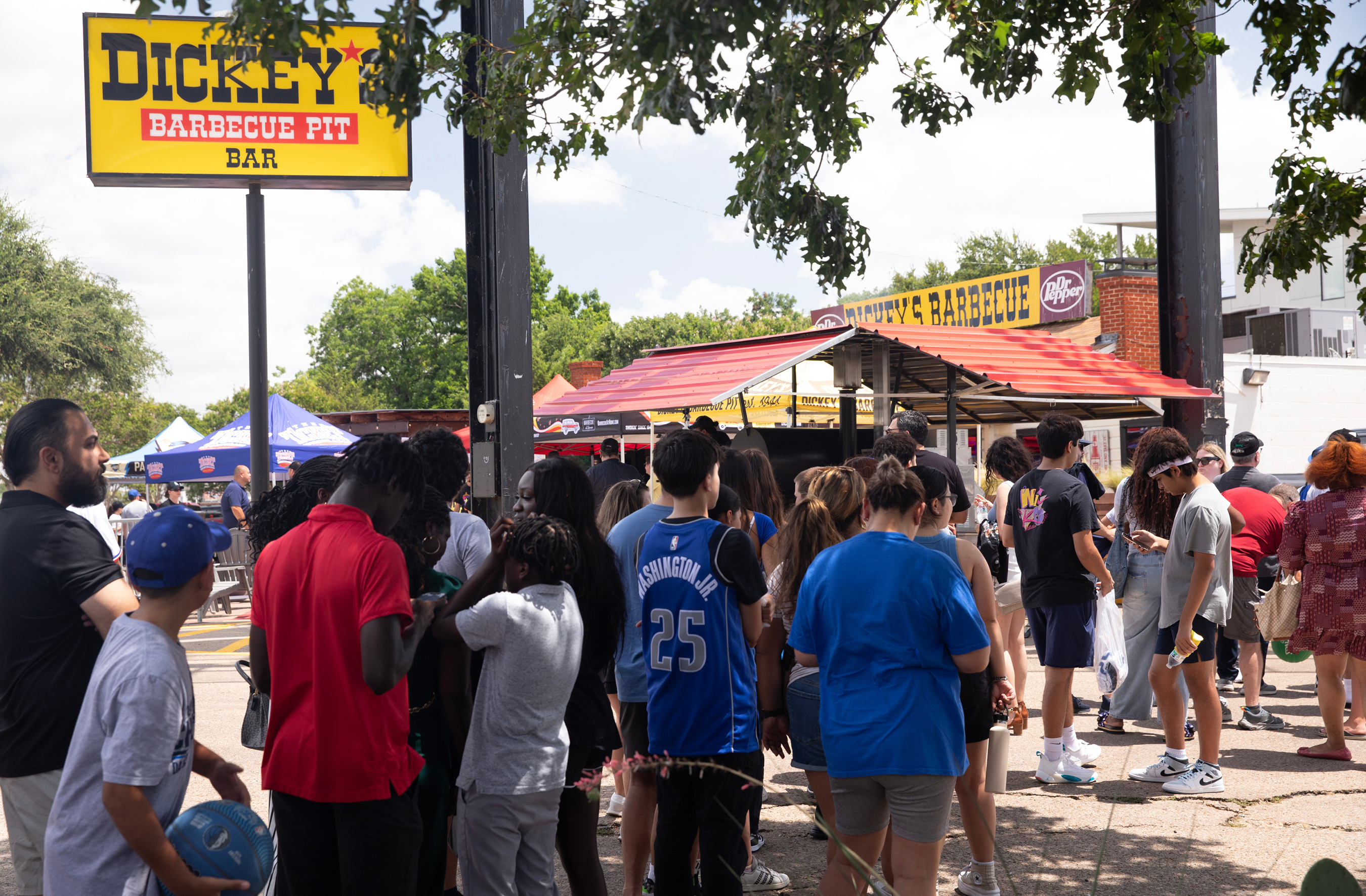 FANtastic Event with Dickey's Barbecue Pit and PJ Washington