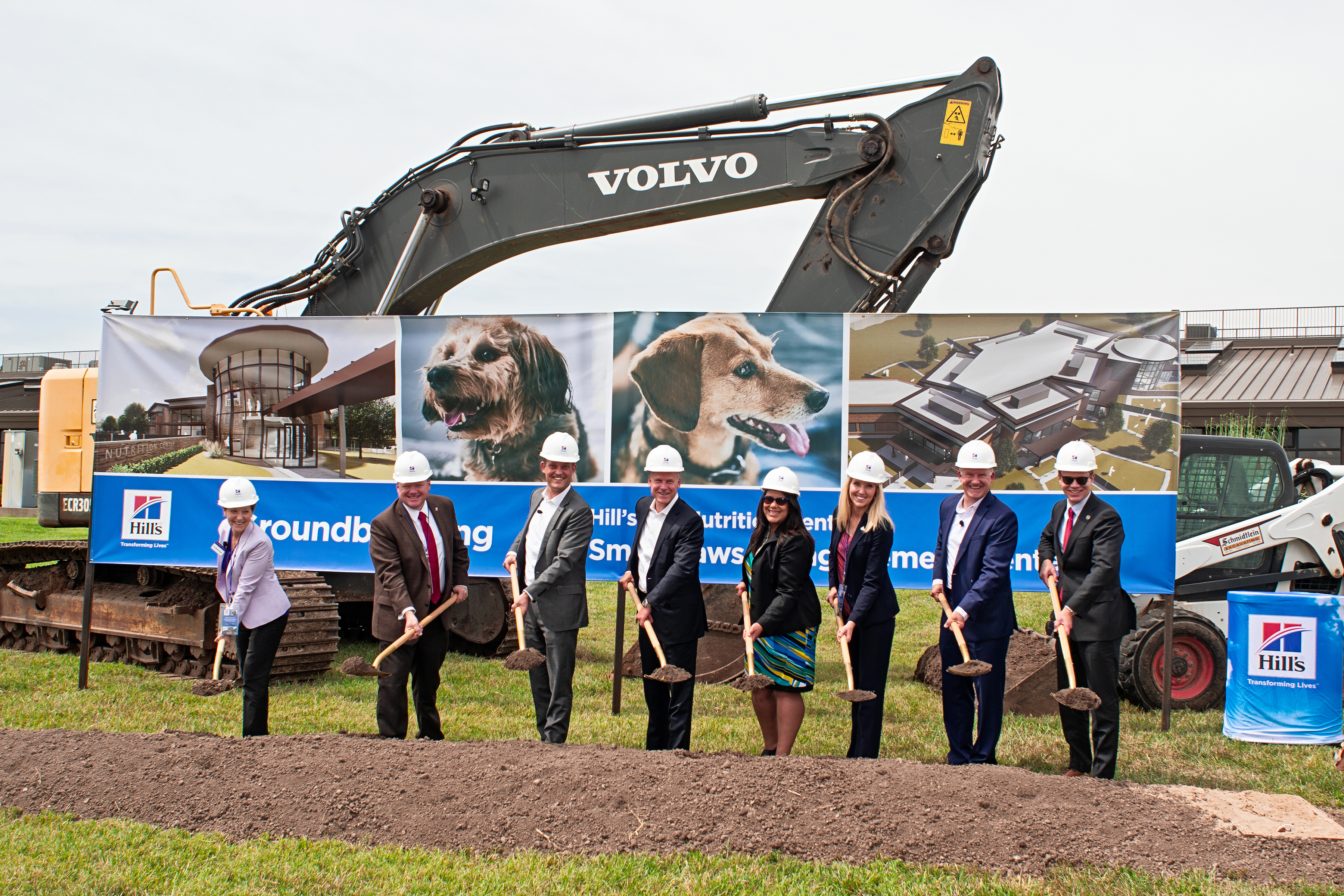 Leaders at Hill's Pet Nutrition 'Small Paws' Groundbreaking in Topeka, Kan.: 
(From Left to Right) Dean Bonnie Rush, Kansas State University; Shawnee County, Kansas, Commissioner Kevin Cook; Jesper Nordengaard, President of Hill’s Pet Nutrition; Noel Wallace, President and CEO of Colgate-Palmolive, parent company of Hill’s; Michelle De La Isla, City of Topeka, Kansas Mayor; Molly Howey, Senior Vice President, Economic Development for Greater Topeka Partnership; Dave Baloga, Vice President, Science & Technology of Hill’s; and Kansas Secretary of Commerce David Toland.
