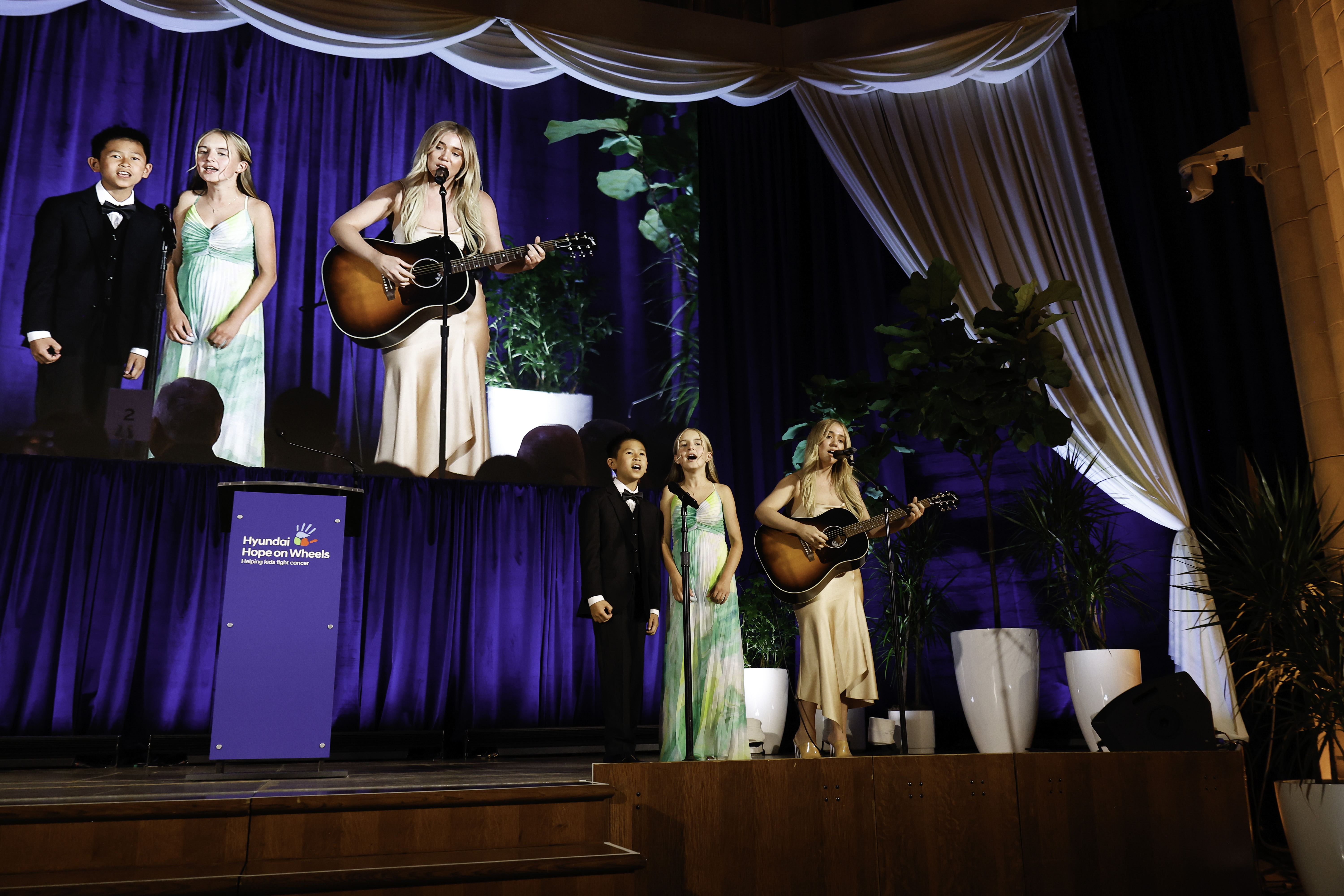 Musicians On Call & Hyundai Hope on Wheels "Hope is a Light in the Dark" live performance