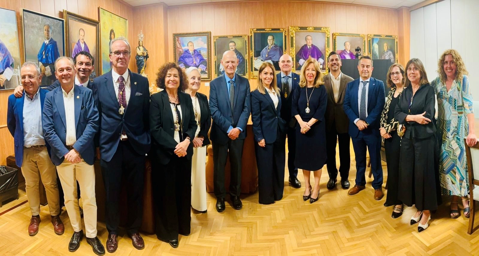 Dr Juan Carlos Izpisua with UGR Dignitaries