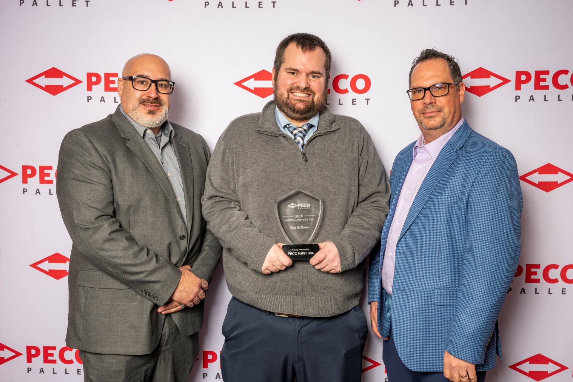 PECO Pallet names Day & Ross its 2025 Regional Carrier of the Year