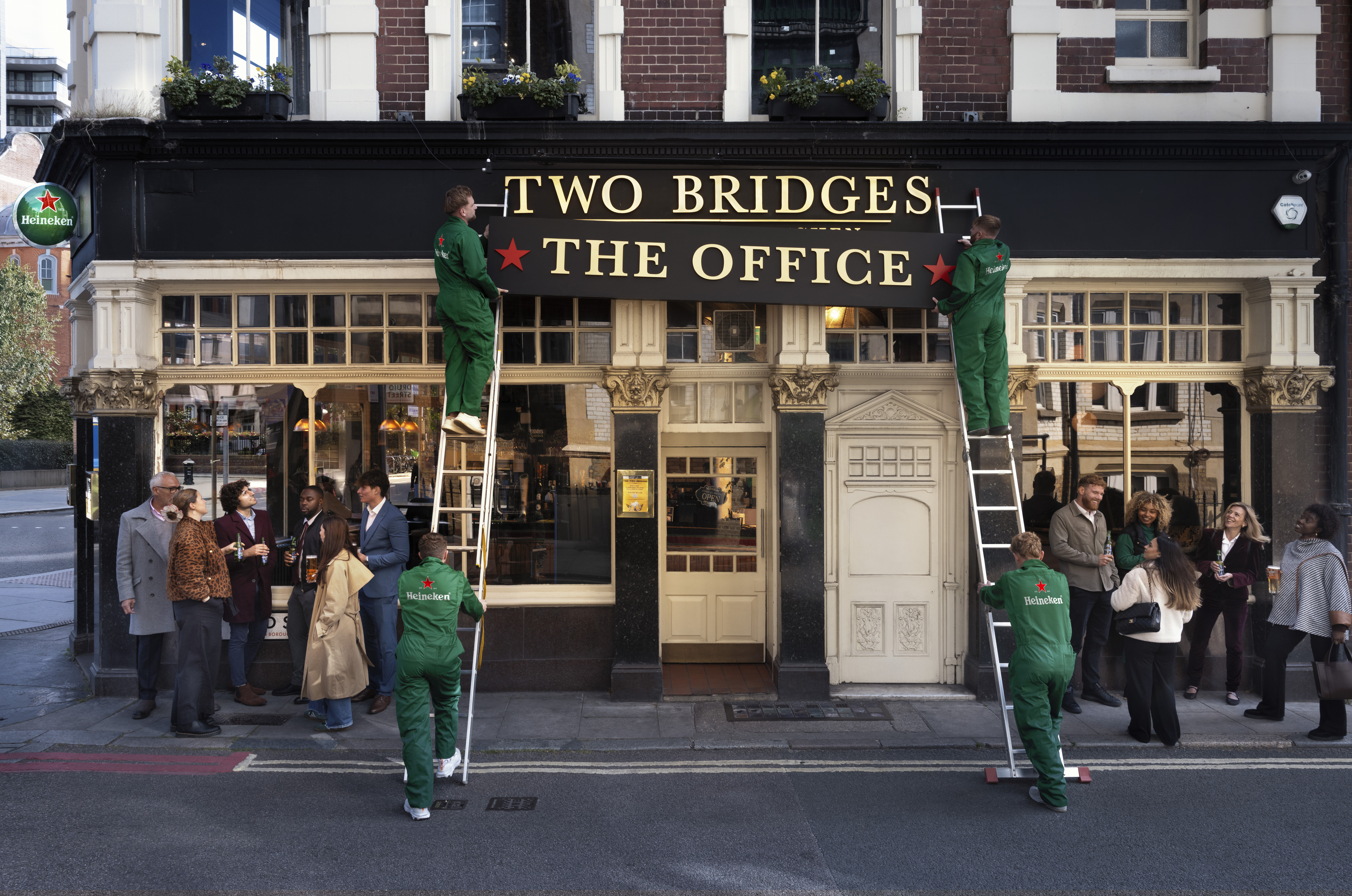 Heineken_The Office_©Nic Serpell-Rand
