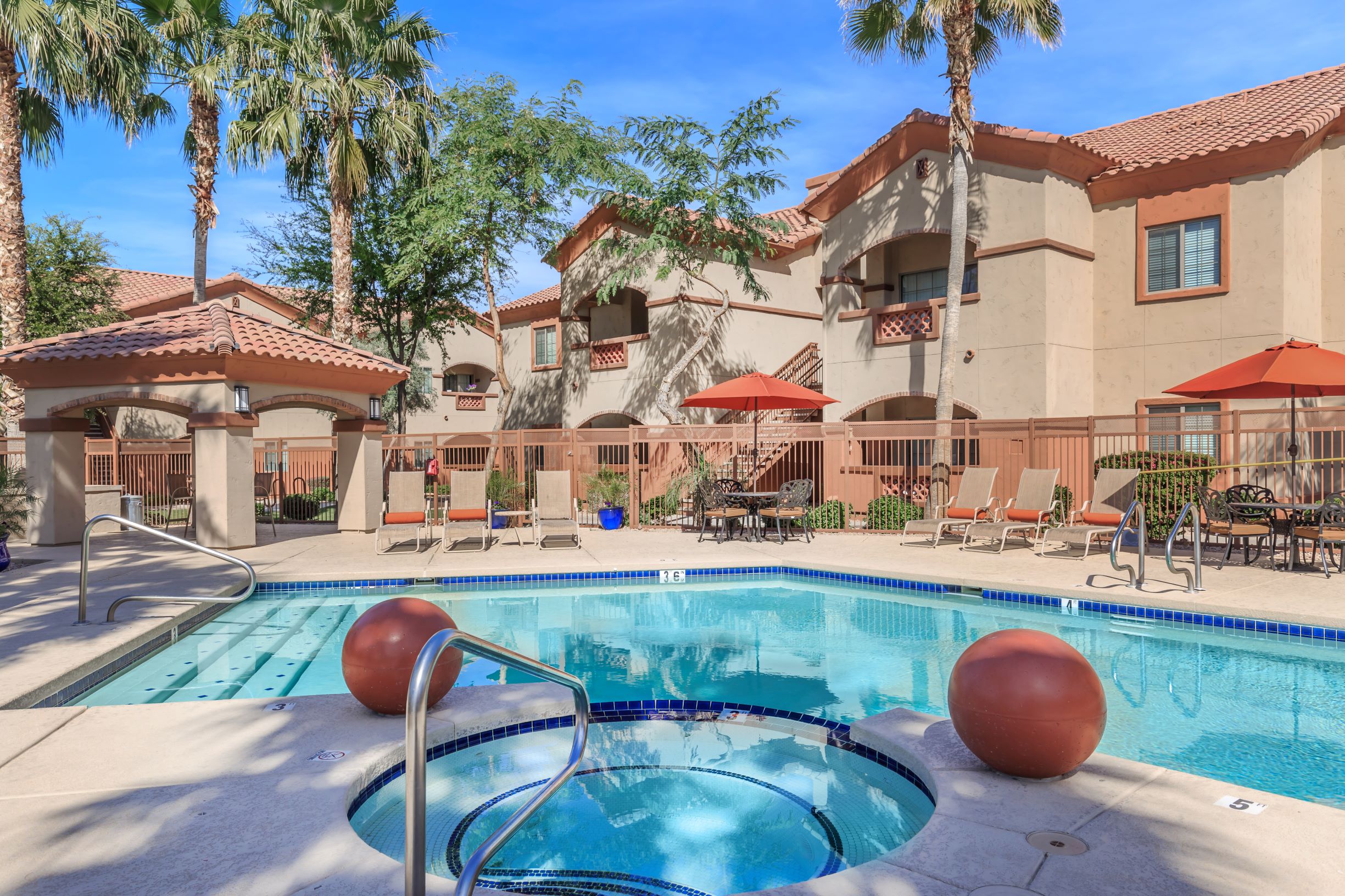 Storm Properties Acquires Del Mar Apartments in Phoenix