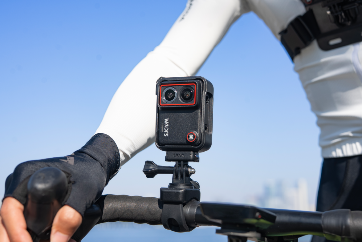 SJCAM SJ30 dual-lens imaging system for daylight and night