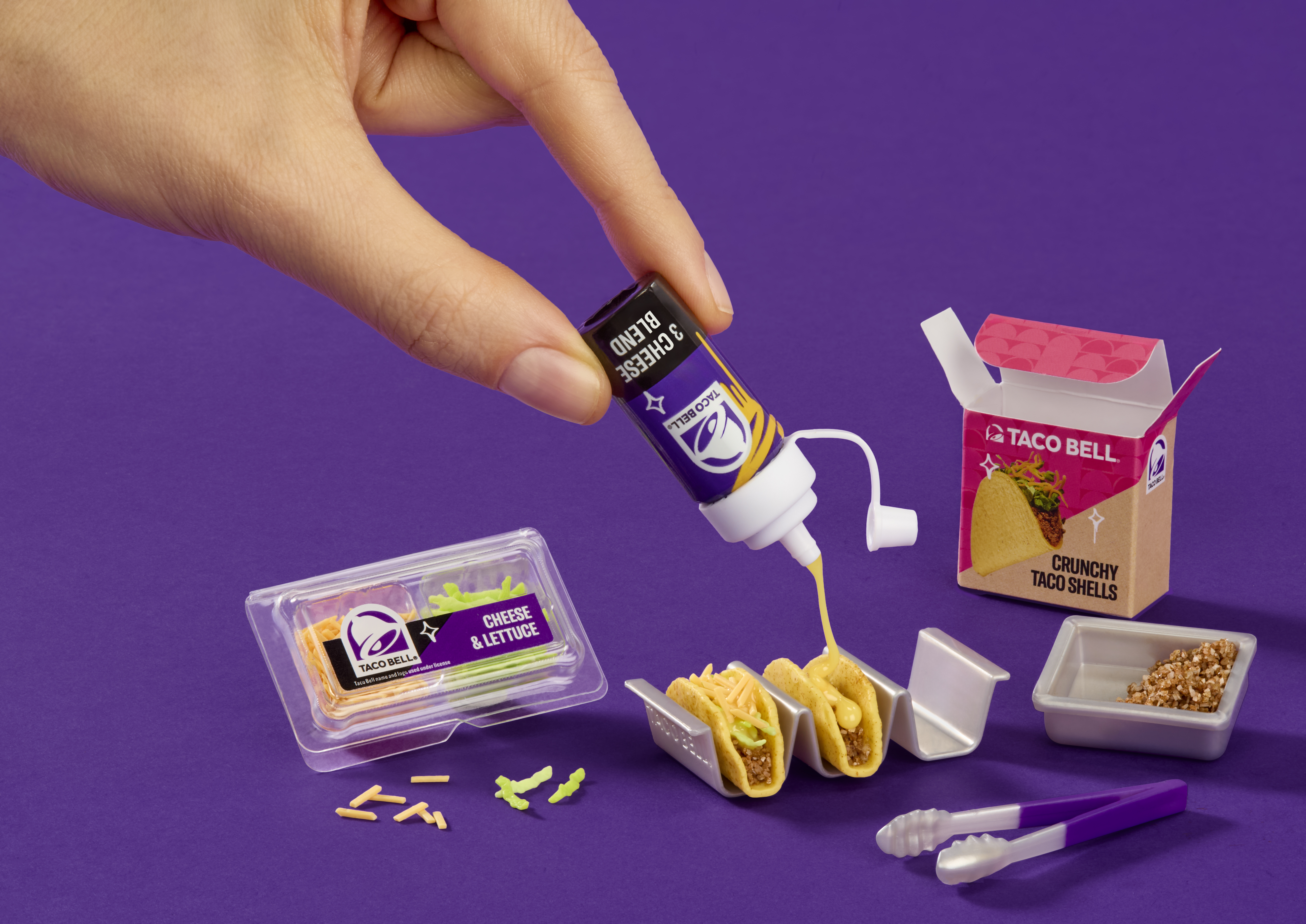 Miniverse Taco Bell collab taco kit