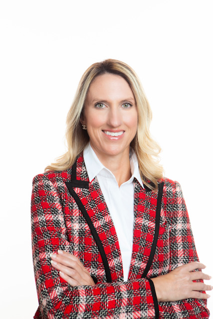 Adrianne Lee Headshot march 2020