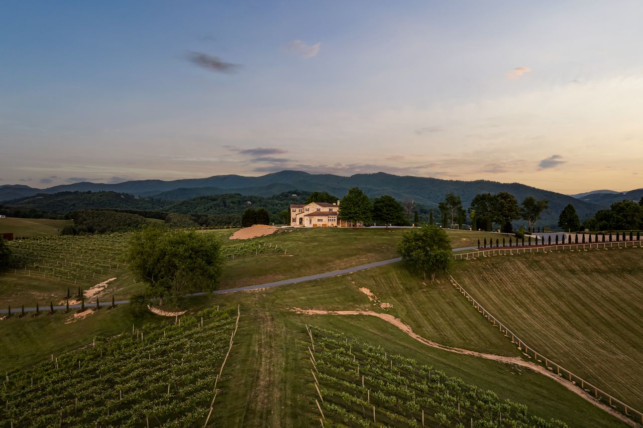 Villa Nove: Tuscan-Inspired Estate in Appalachian Wine Country Comes to Market for $7.9 Million