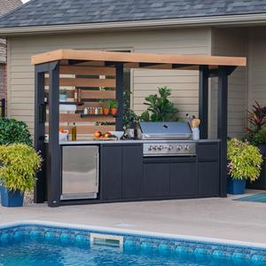 Main Outdoor Kitchen