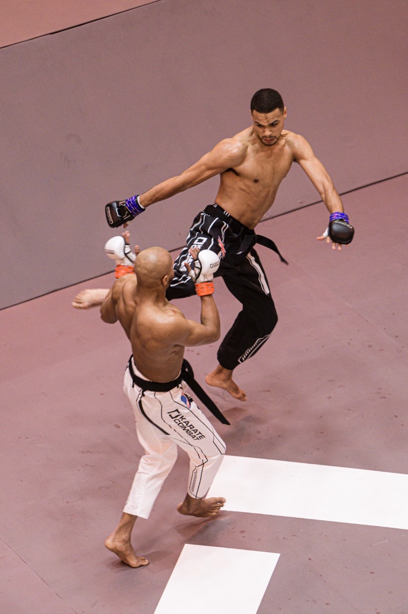London's Jerome Brown fights Abdalla Ibrahim of New York in the Karate Combat Fighting Pit. The new full-contact promotion now airs on FreeSports in the UK and Ireland every Friday night at 11 p.m. 