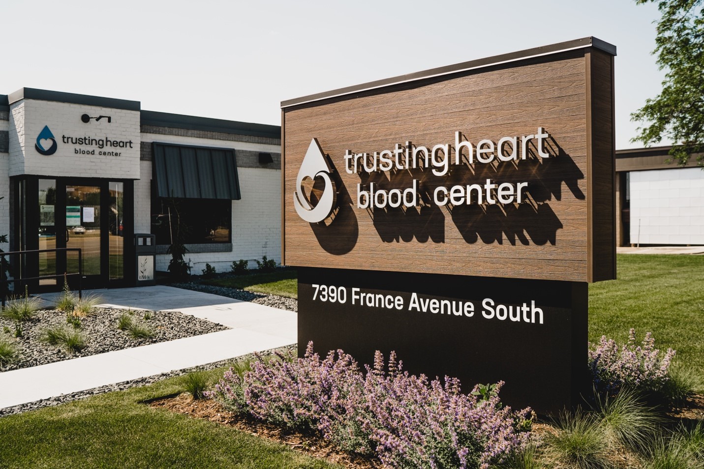 Trusting Heart Donation Center