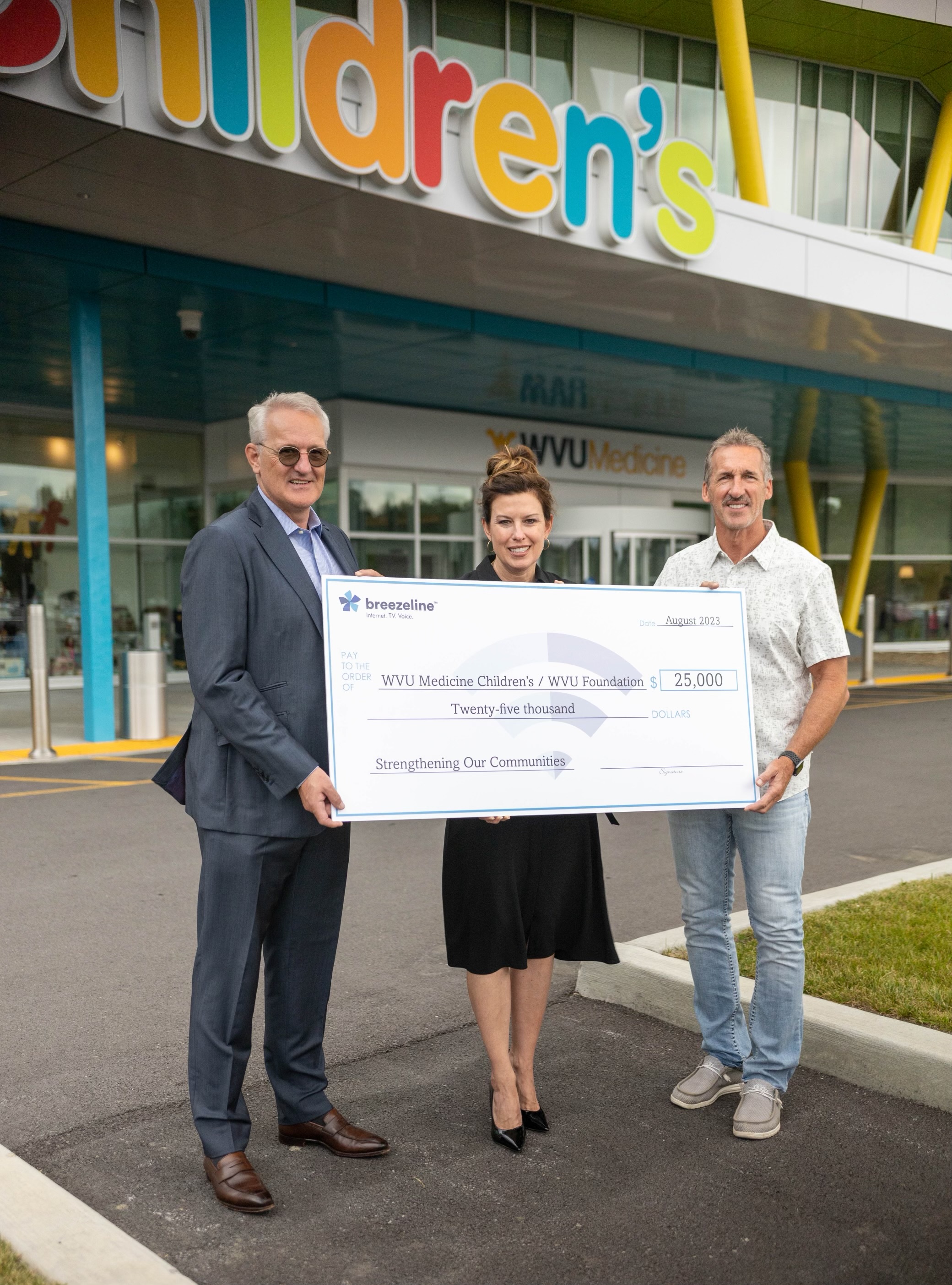 Breezeline supports WVU Medicine Children’s Hospital with $25K donation and tablet computers