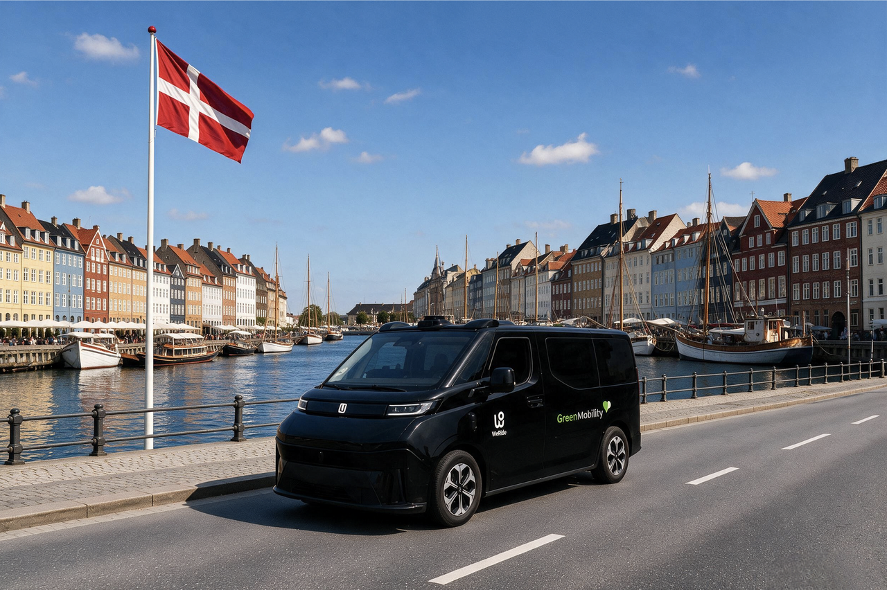 Illustration of WeRide and GreenMobility 's GXR in Copenhagen 