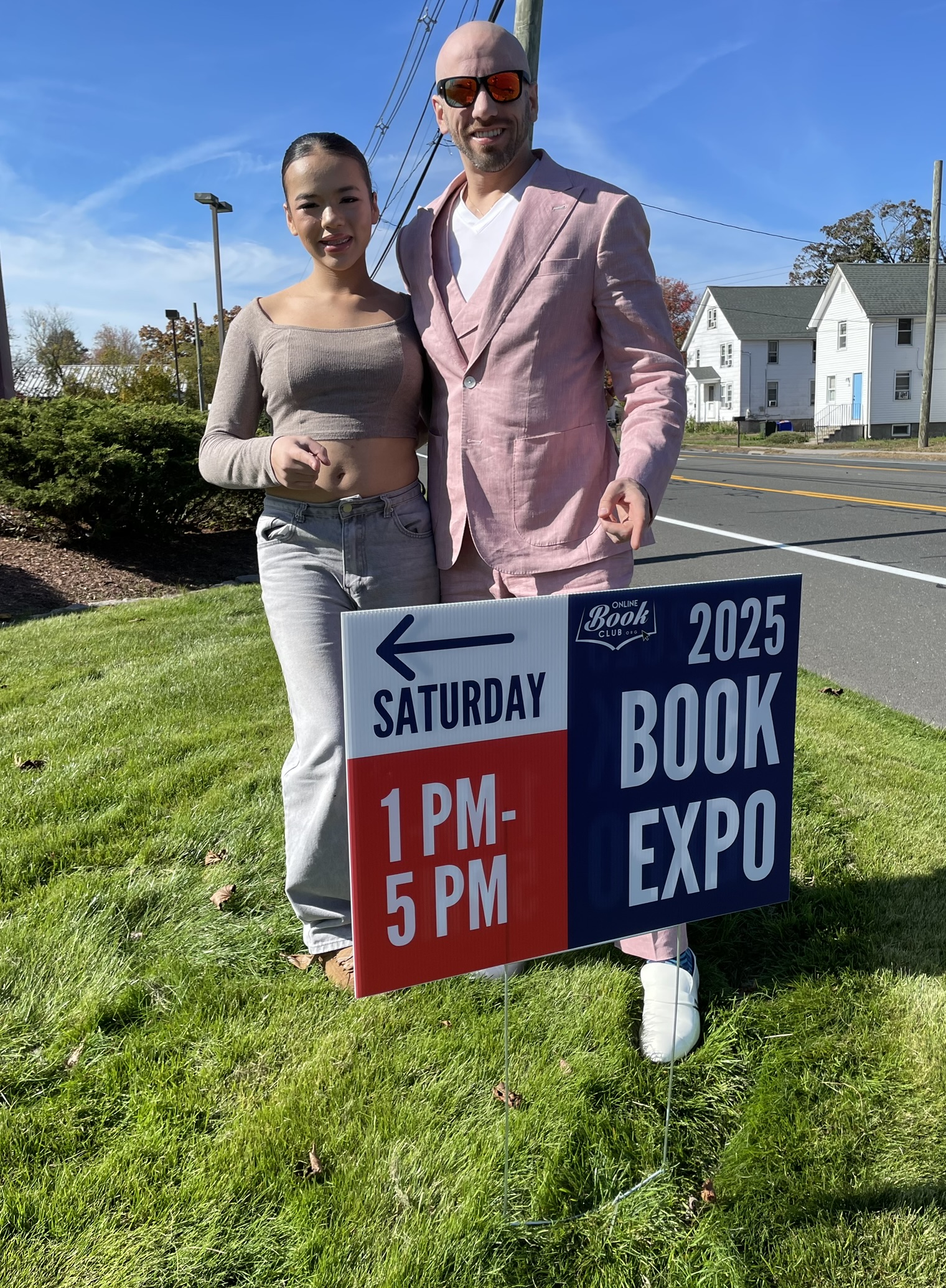 OnlineBookClub.org Founder Scott Hughes Partners With Humacao Restaurant to Host Children’s Book Expo and Holiday Party in East Hartford