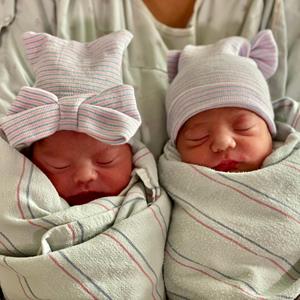Aylin (pronounced “EYE-leen”) Trujillo arrived fifteen minutes after her twin brother, who was born in 2021. Aylin is pictured on the left of the photos.