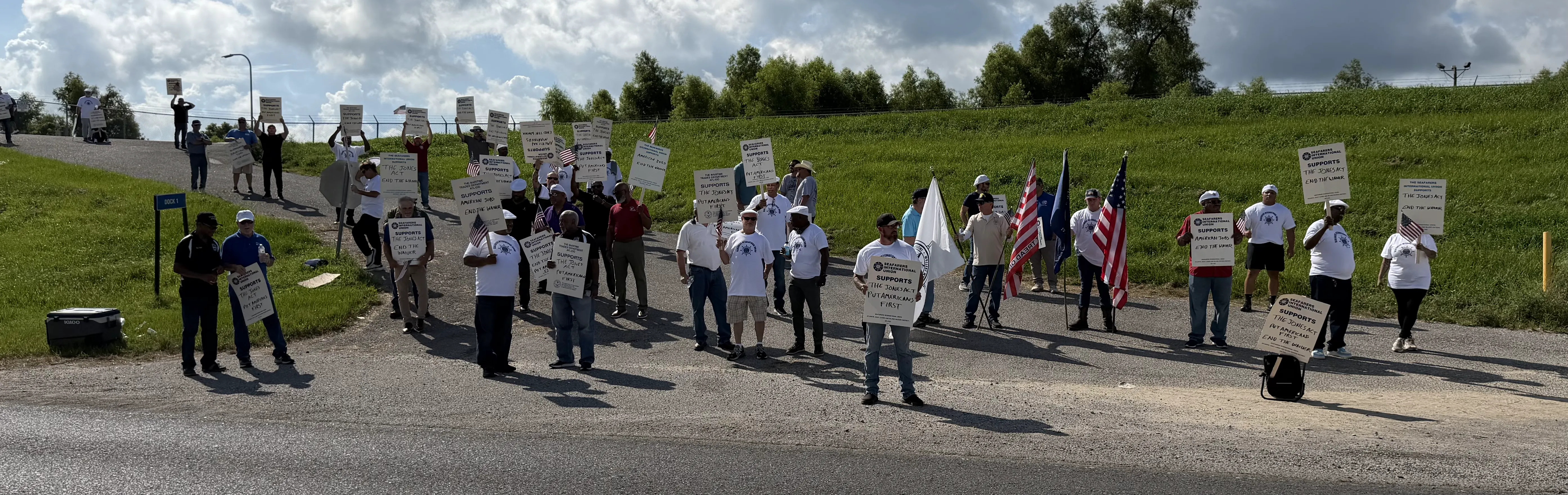 Members of the Seafarers International Union protest outside the Marathon refinery in Garyville, Louisiana.