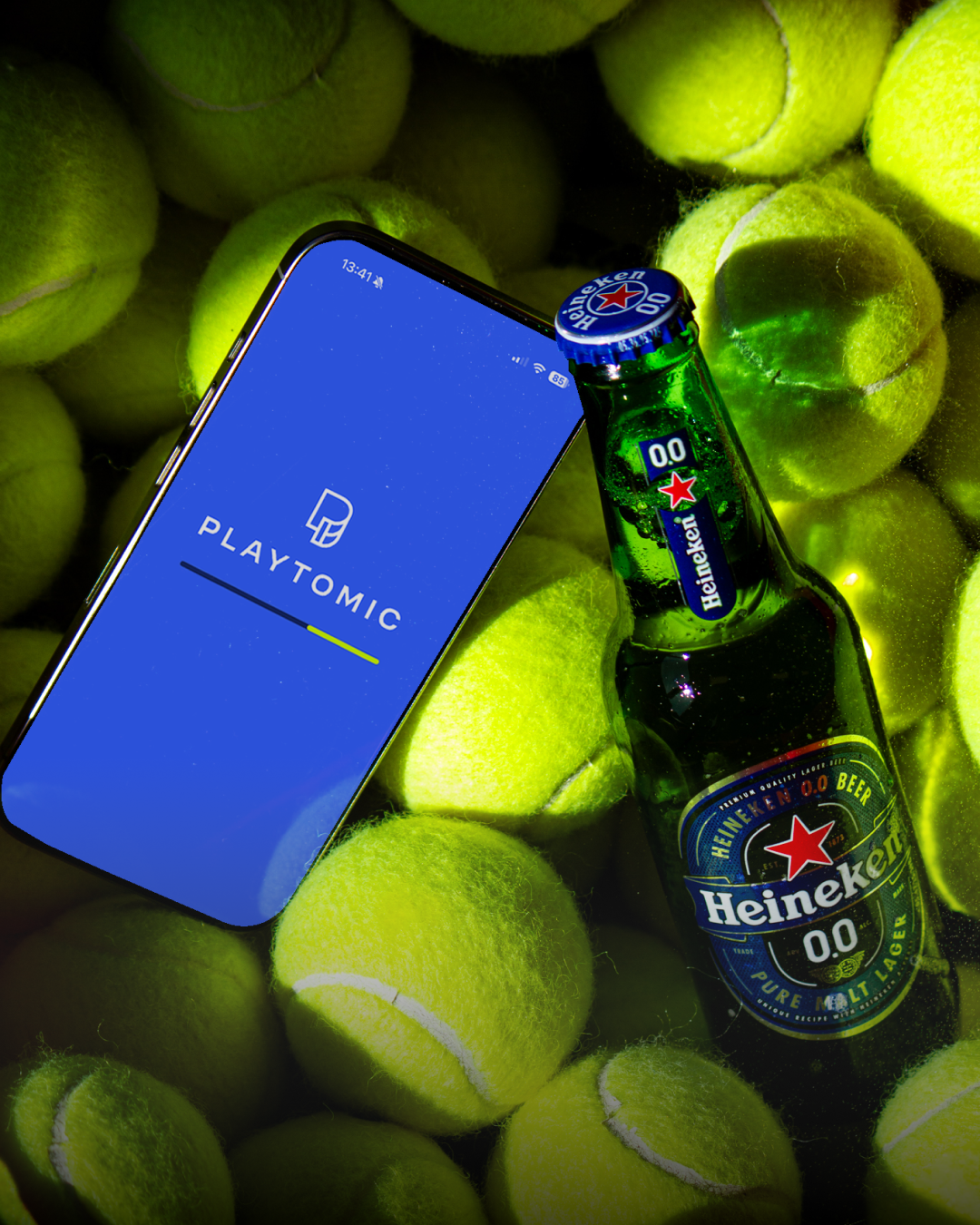 Heineken® 0.0 partners with Playtomic to bring exclusive benefits to padel players across the globe
