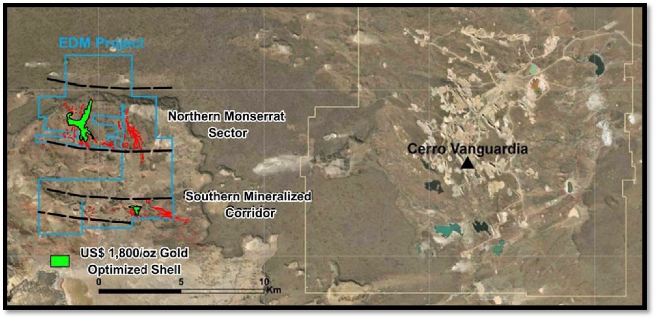 Plan view of the north and south deposits (resource area in green) and their proximity in relation to the Cerro Vanguardia Mine.