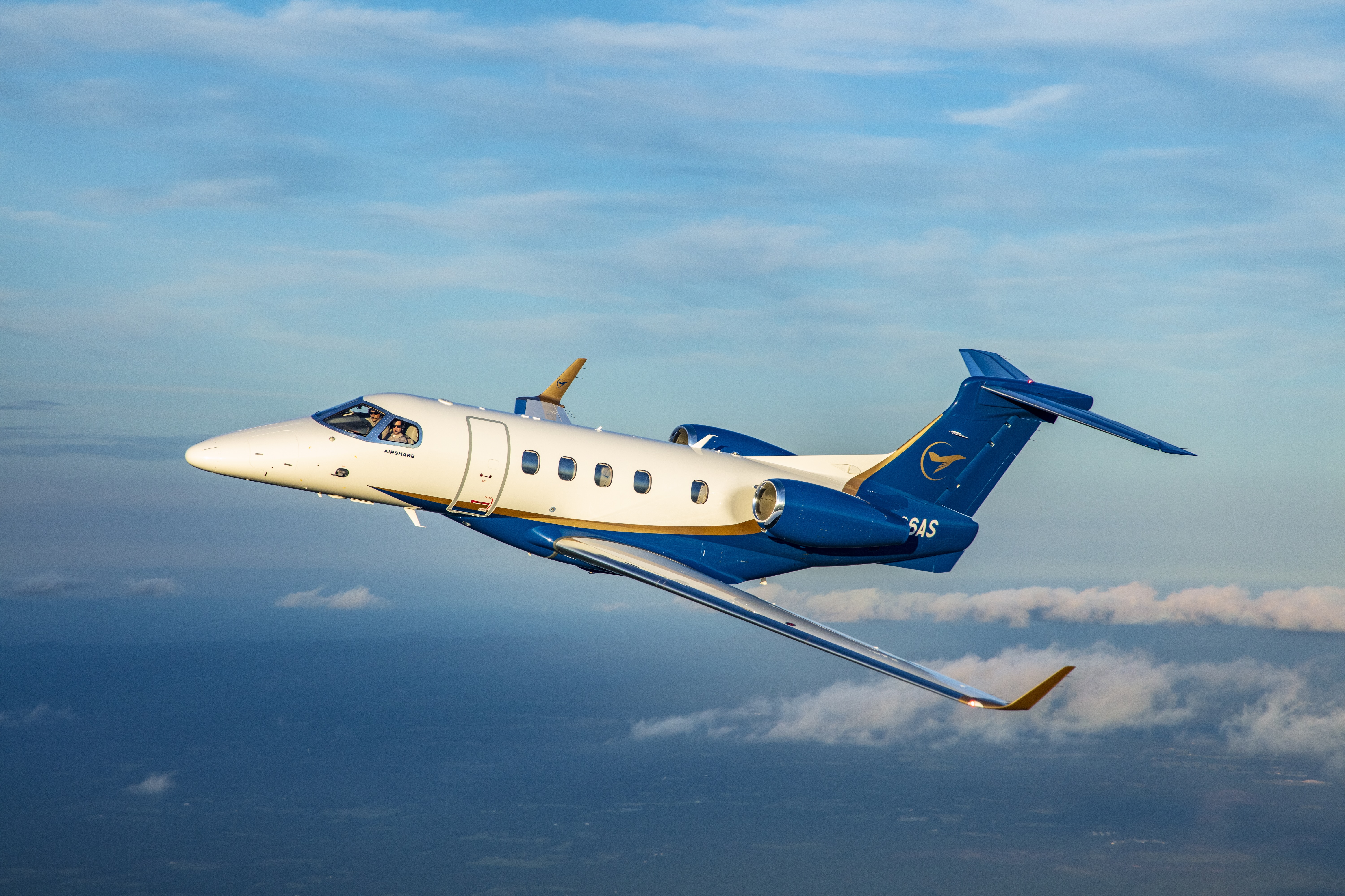 Airshare is equipping its fleet of Embraer Phenom 300s with the Gogo Galileo HDX system
