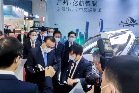 Chinese Premier Visited EHang Exhibition Booth at the China Import and Export Fair