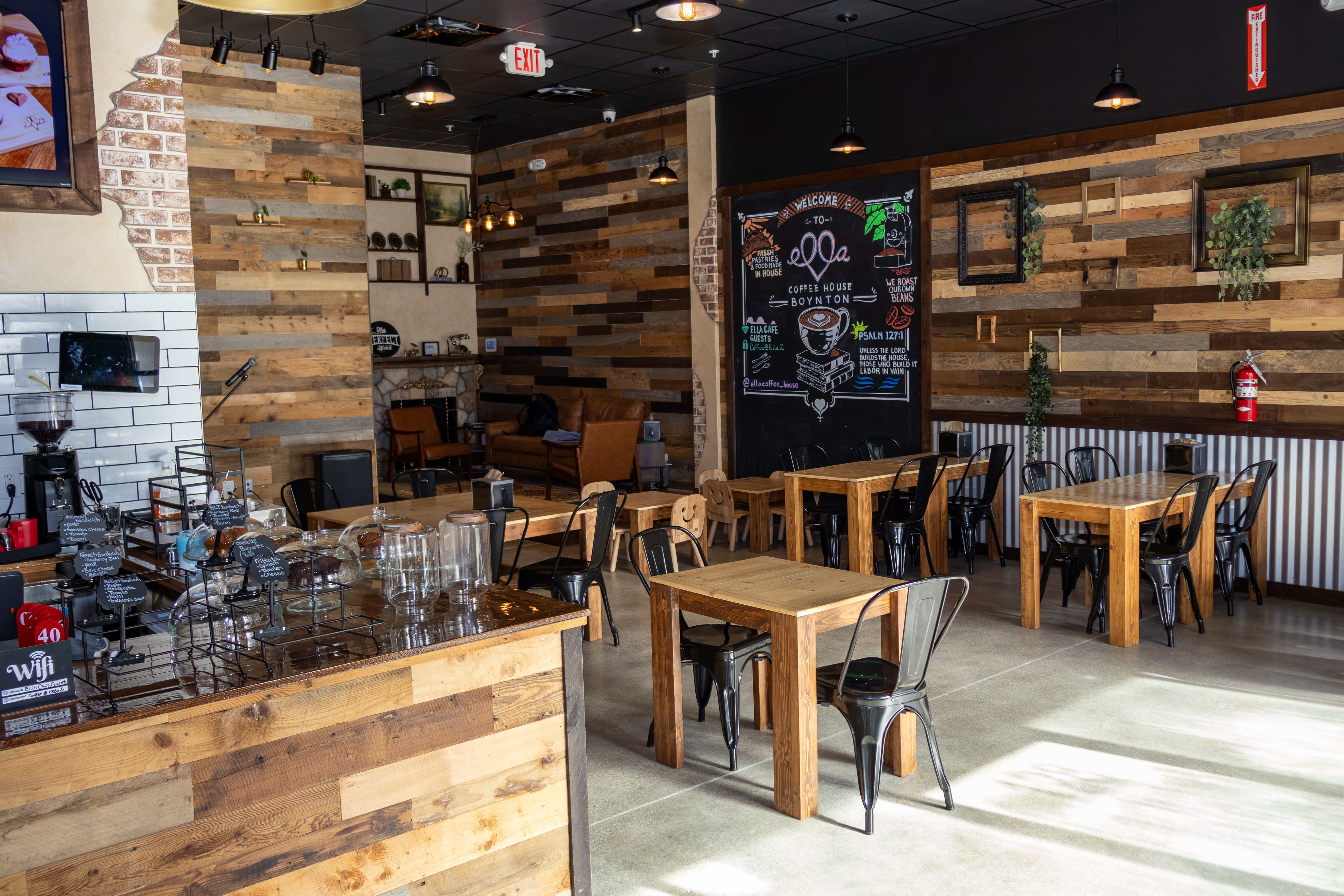Ella Cafe Boynton Beach Interior