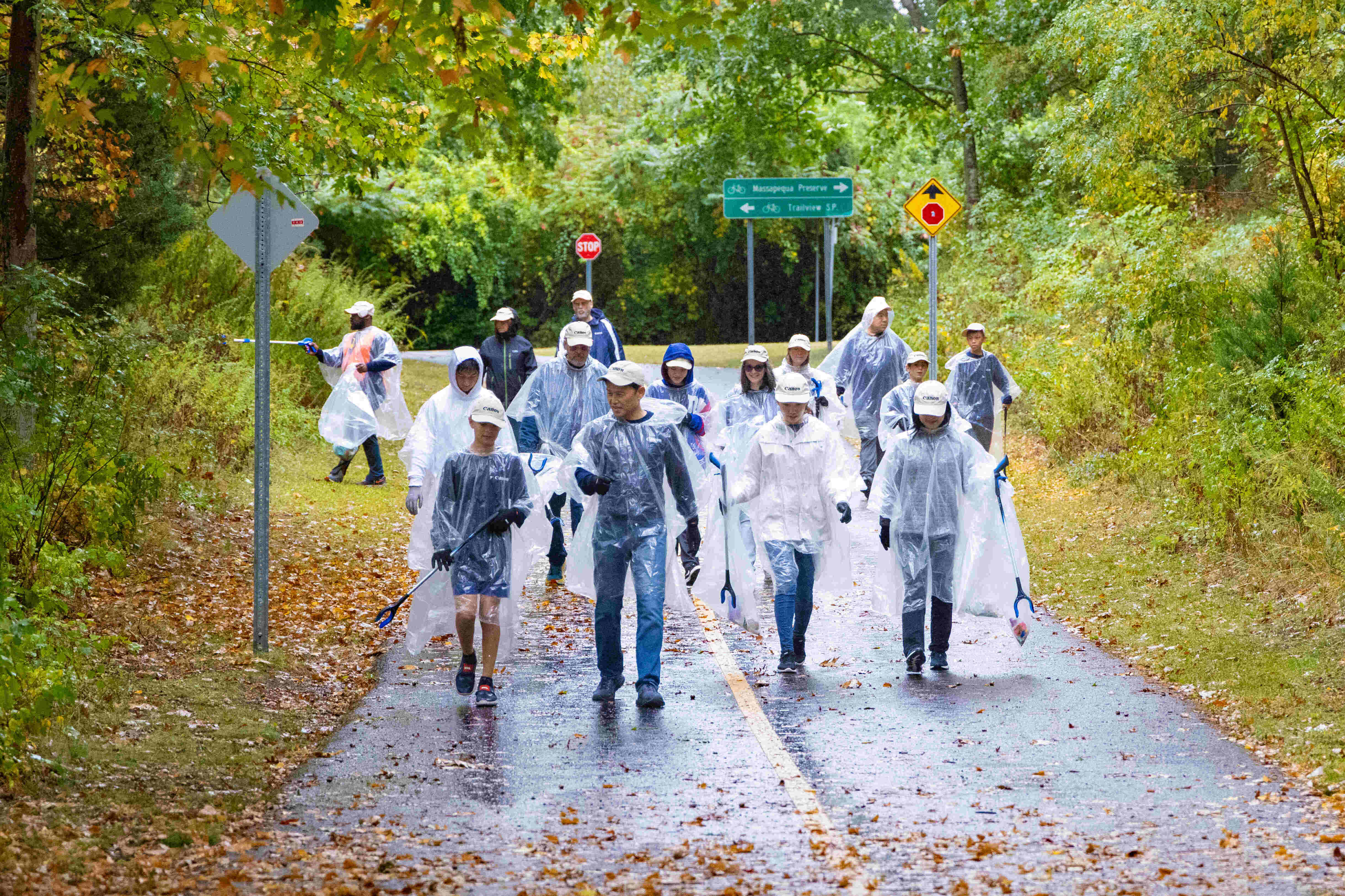 Canon employees volunteered their time to assist in conservation activities at Bethpage State Park.