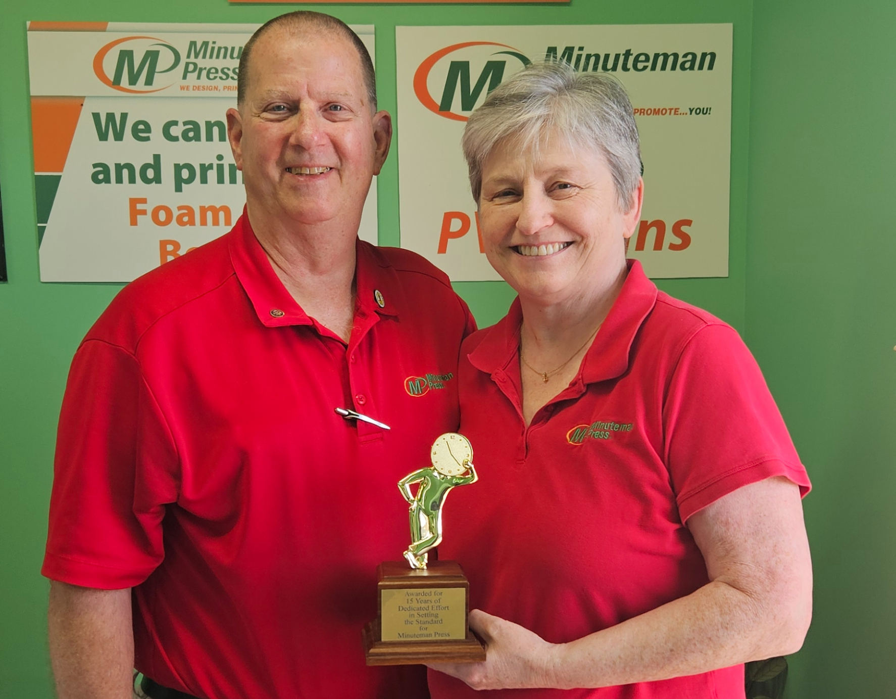 Minuteman Press Salisbury MD Jeff and Diana Merritt Golden Minuteman 15-Year Award