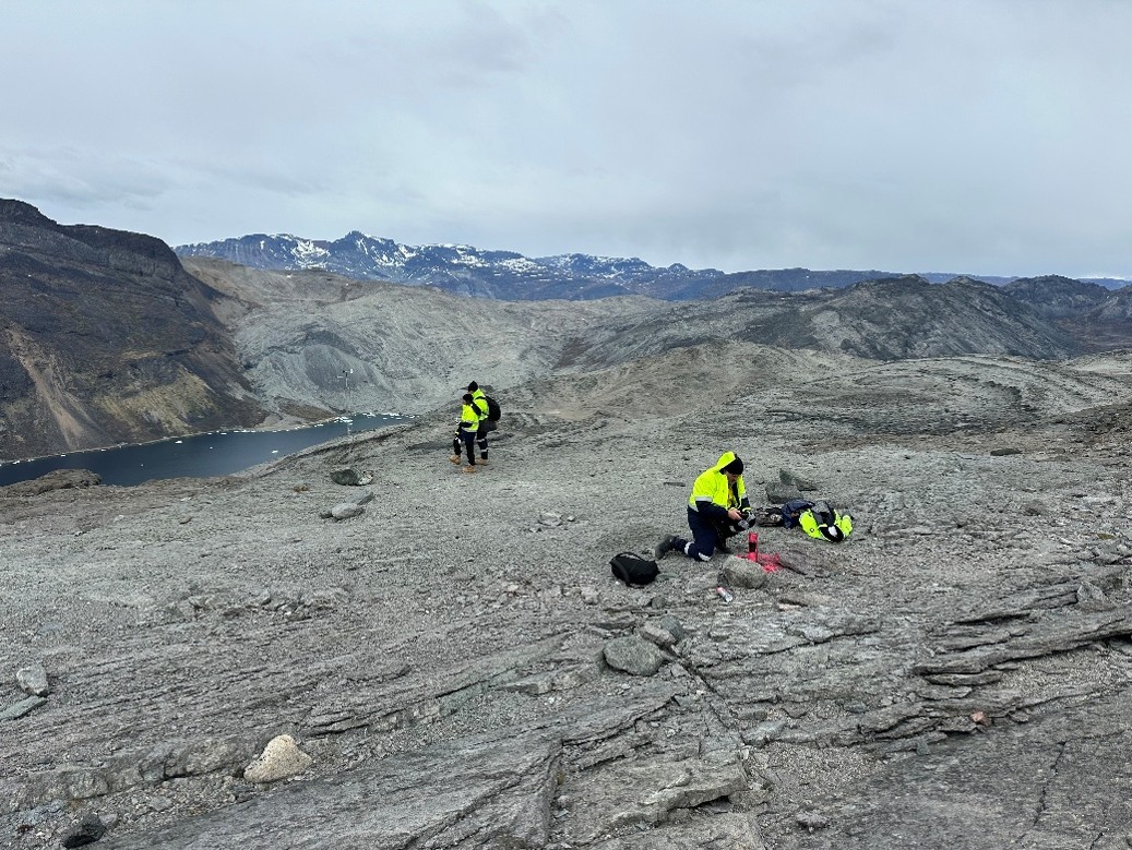 CRML field crews marking out Upper Fjord resource drilling and bulk sample mark out