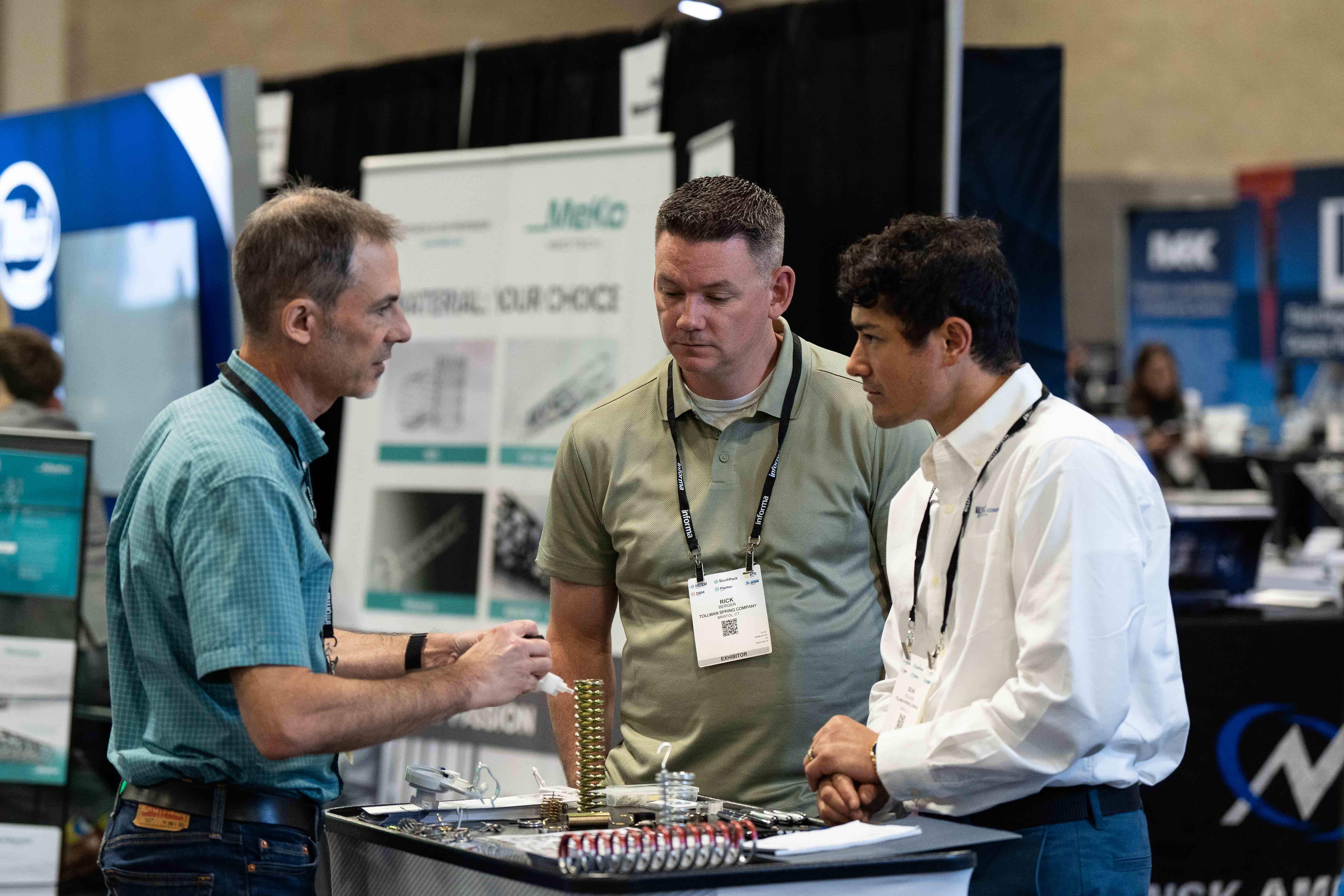 Attendees at MD&M South 2024.