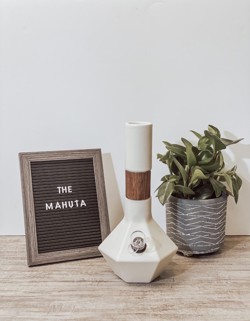 Oak and Earth Creations Mahuta Bong