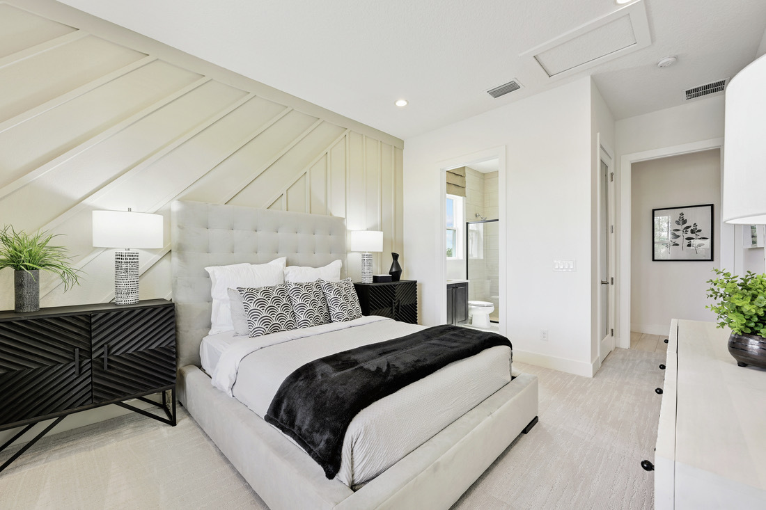 “Bronson Peak will offer residents the best in luxury living with versatile home designs curated for today’s buyers and unrivaled personalization options offered onsite,”said Brock Fanning, Division President of Toll Brothers in Orlando.