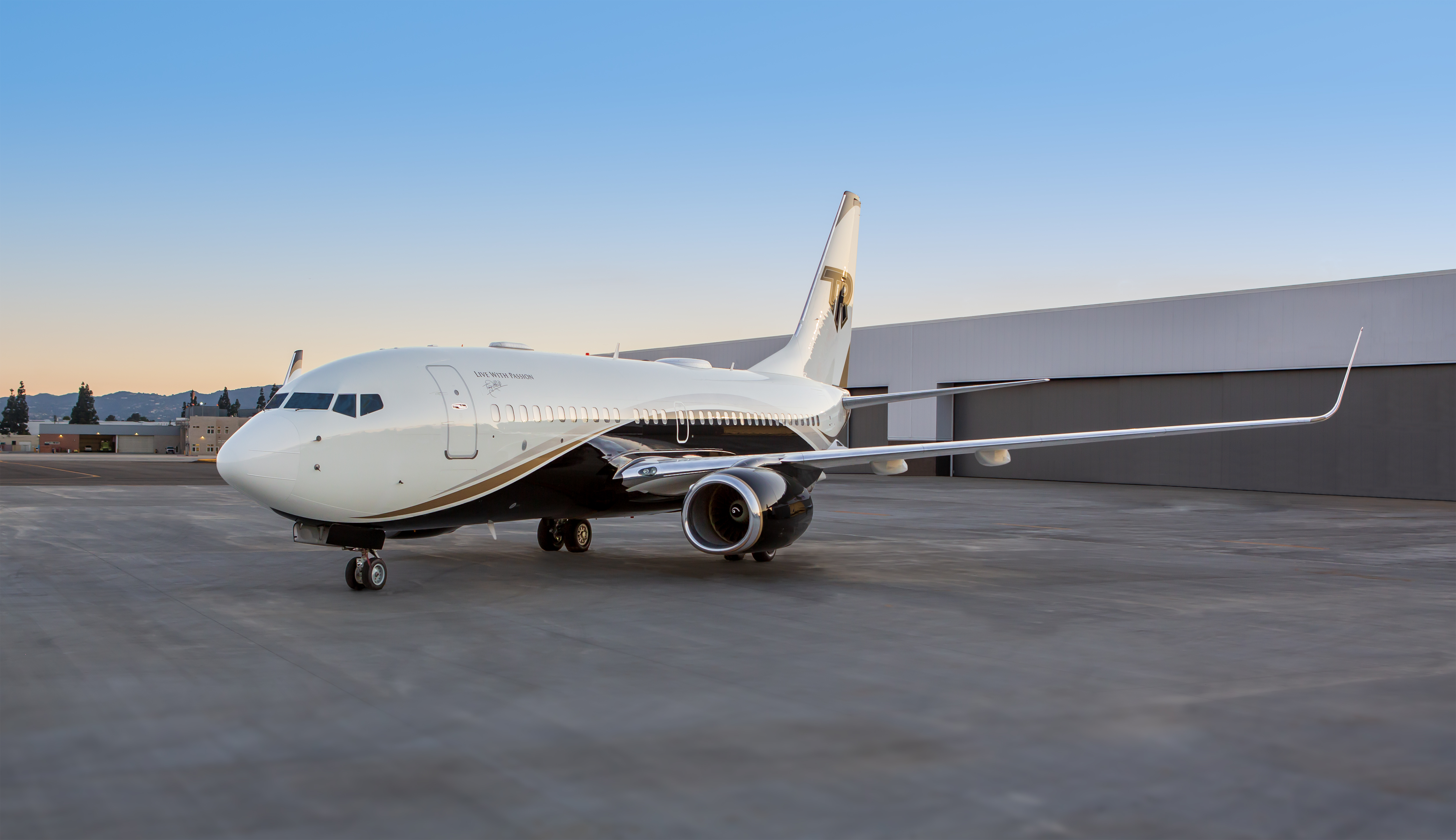 BBJ Exterior