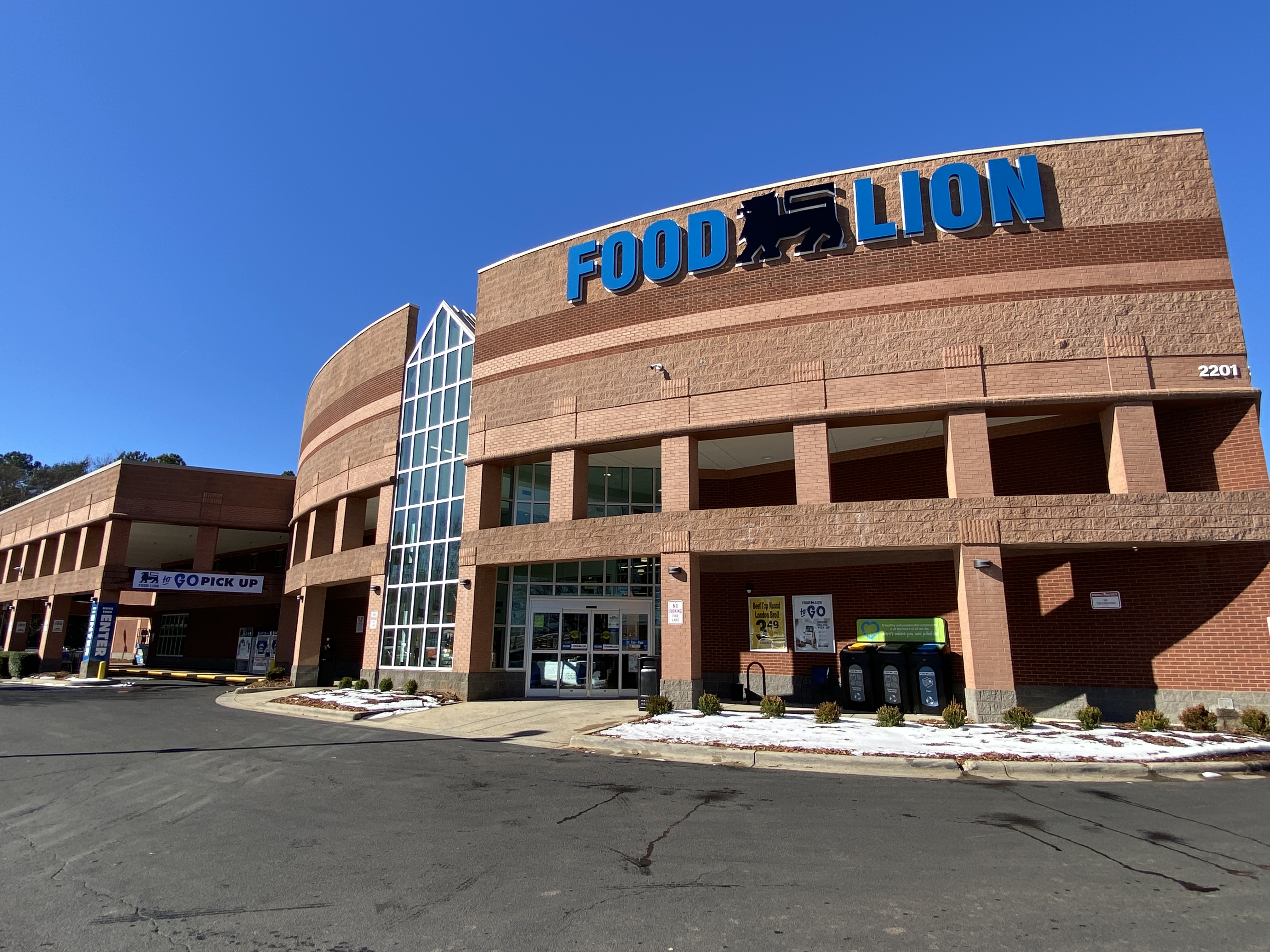 Storefront of the Newest Food Lion at 2201 West W. T. Harris Blvd., Charlotte, NC 28269