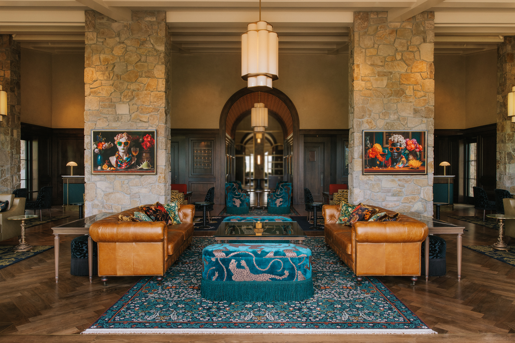 LC_2025_04_Architecture_TastingRoom_FlowersAlt_EXP_BRKT_0062_rgb