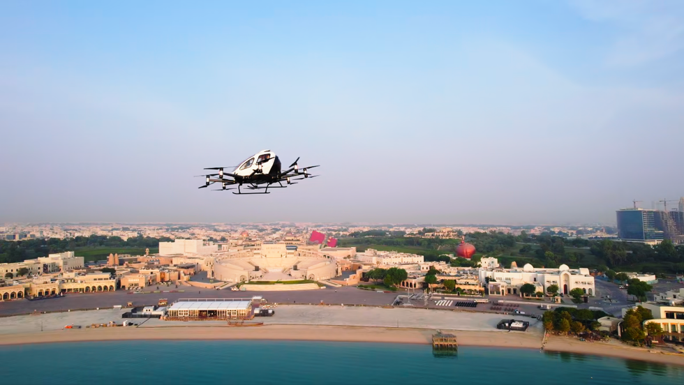 EH216-S Flying in the city of Doha