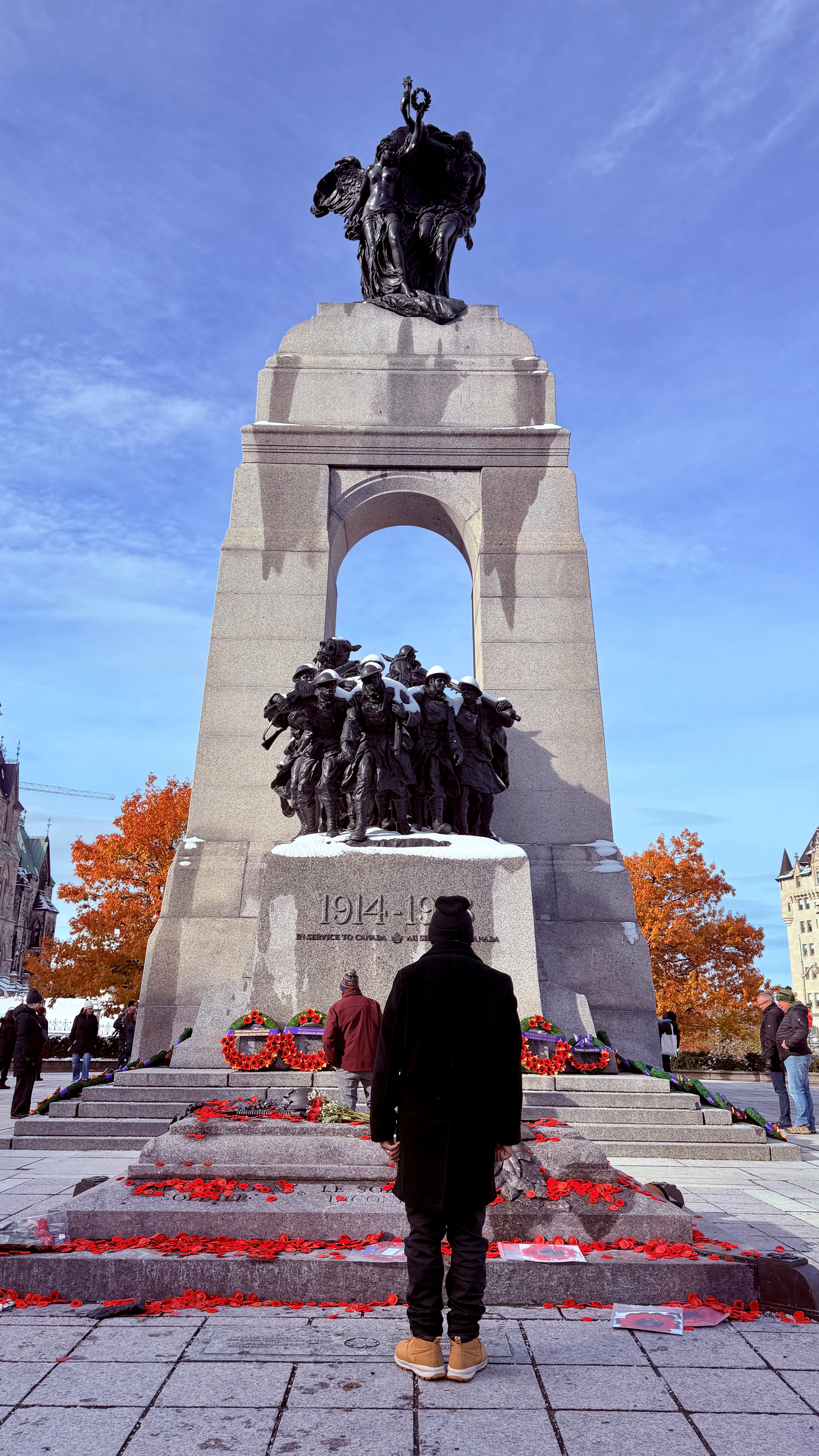 Rday 2025_Poppies at tomb