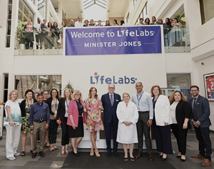 Ontario's Minister of Health Visits LifeLabs to Discuss Improved Access and Healthcare Equity, and Innovation in its Laboratories