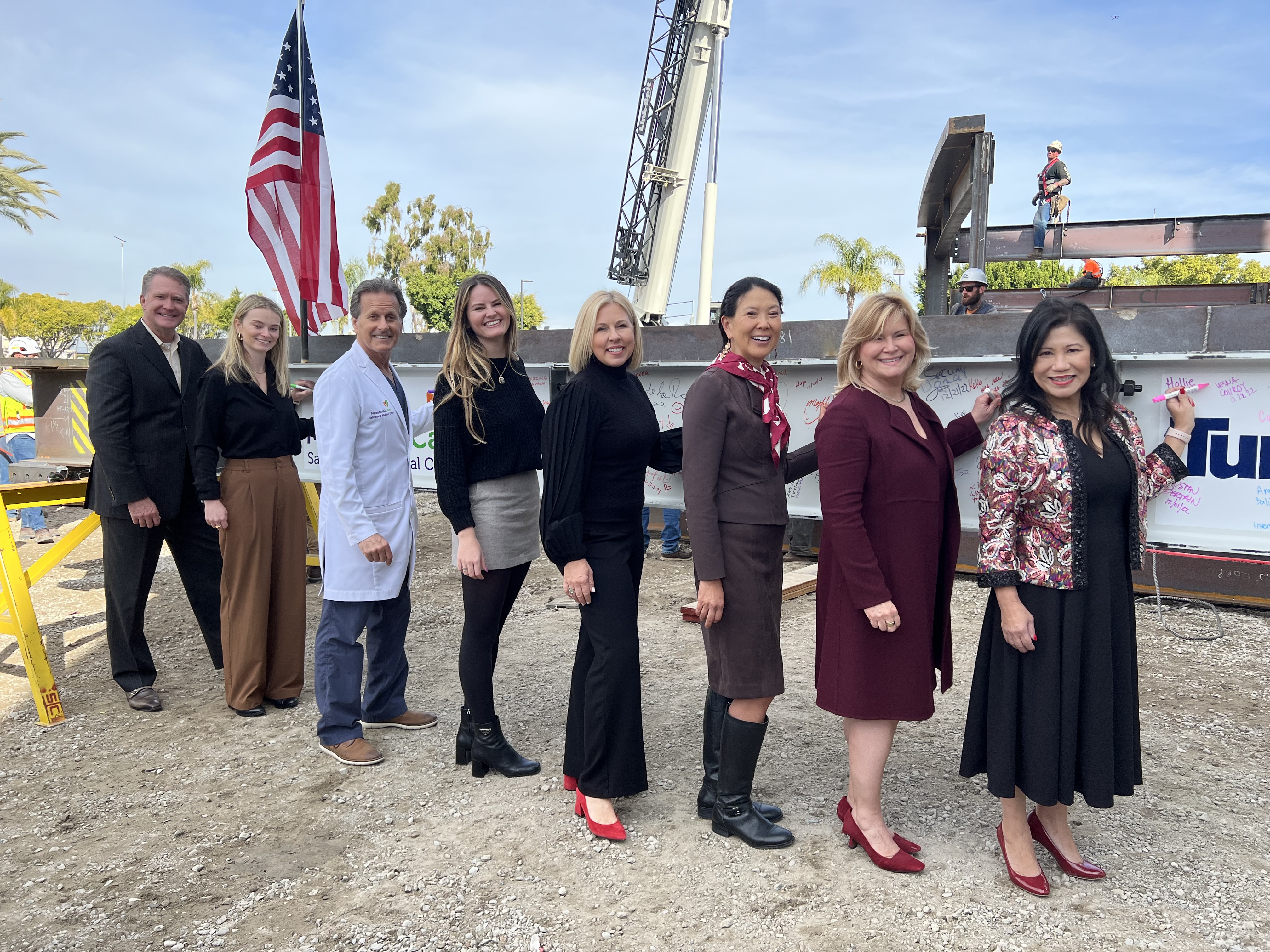 MemorialCare Saddleback Medical Center celebrates the topping out, signifying the placement of the final beam, of the forthcoming Women's Health Pavilion opening in 2023. Left to right: Barry Arbuckle, Taylor Nederlander, Dr. Gary Levine, Sarah Nederlander, Christy Ward, Dr. Catherine Han, Marcia Manker and Catherine Shitara