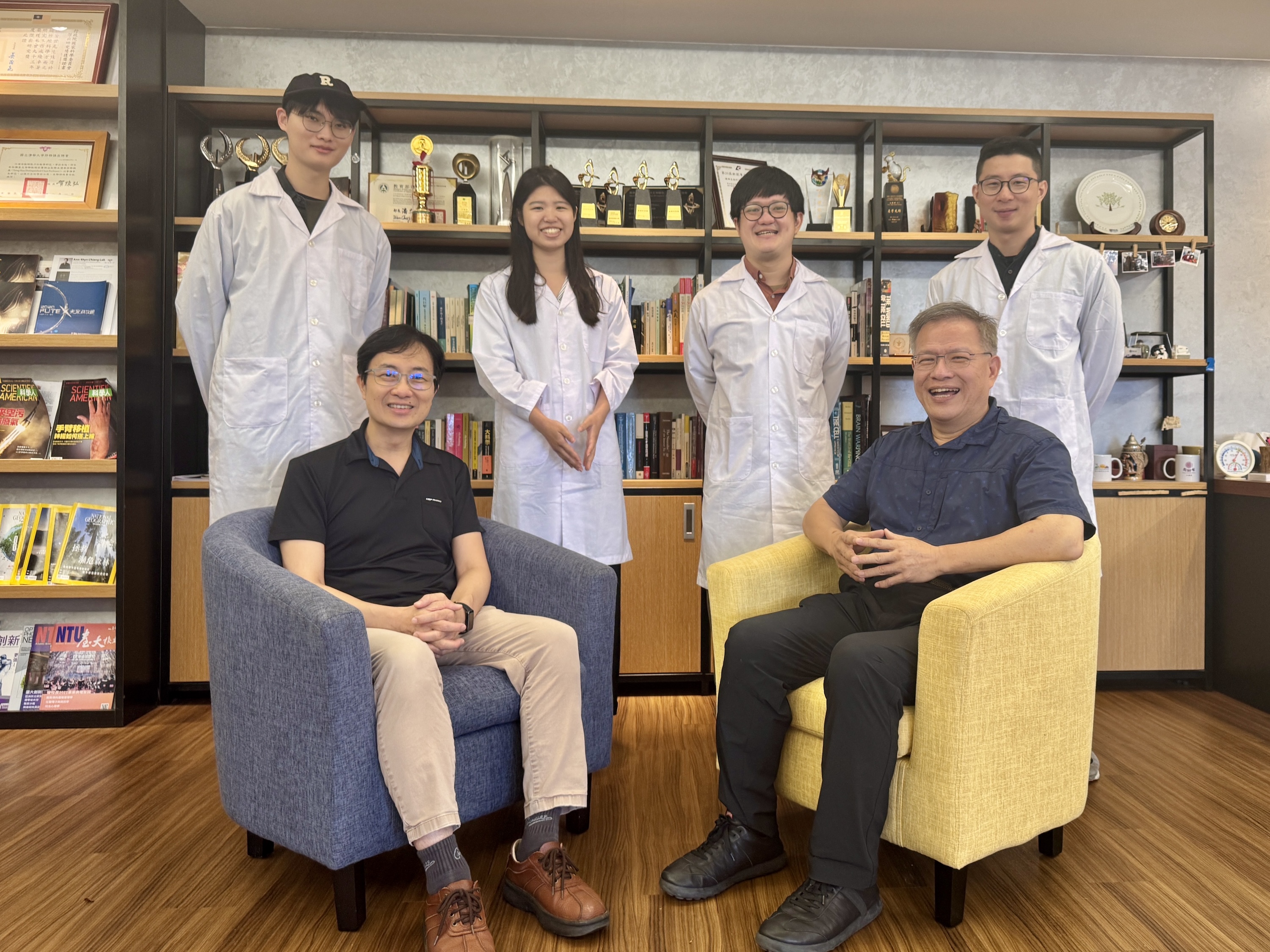To “Eat” or to “Escape”? NTHU Uncovers Olfactory Code of Fruit Fly Brain