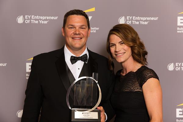 Jordan Allen, Founder and CEO of Stay Alfred, named 
Entrepreneur Of The Year® 2019 Award Winner in the Pacific Northwest Region, with wife Nancy Allen. 