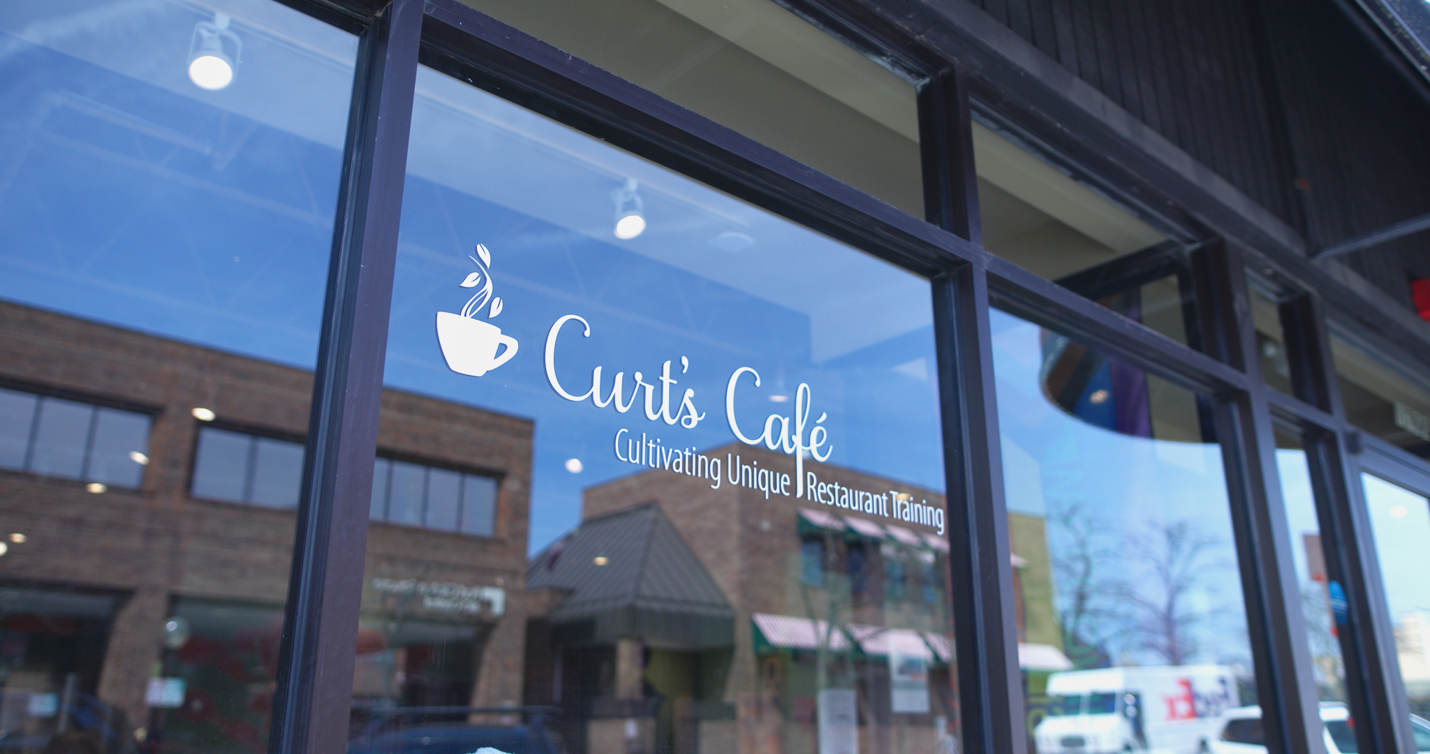 Highland Park's Curt's Cafe, a new partner for Champions Point