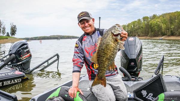 Pro Andrew Upshaw of Tulsa, Oklahoma, maintained his lead Saturday at the FLW Tour at the Cherokee Lake presented by Lowrance after catching five bass weighing 16 pounds even. Upshaw will lead the final 10 pros into the fourth and final day of the event, where he and his peers will cast for a top prize of up to $125,000.