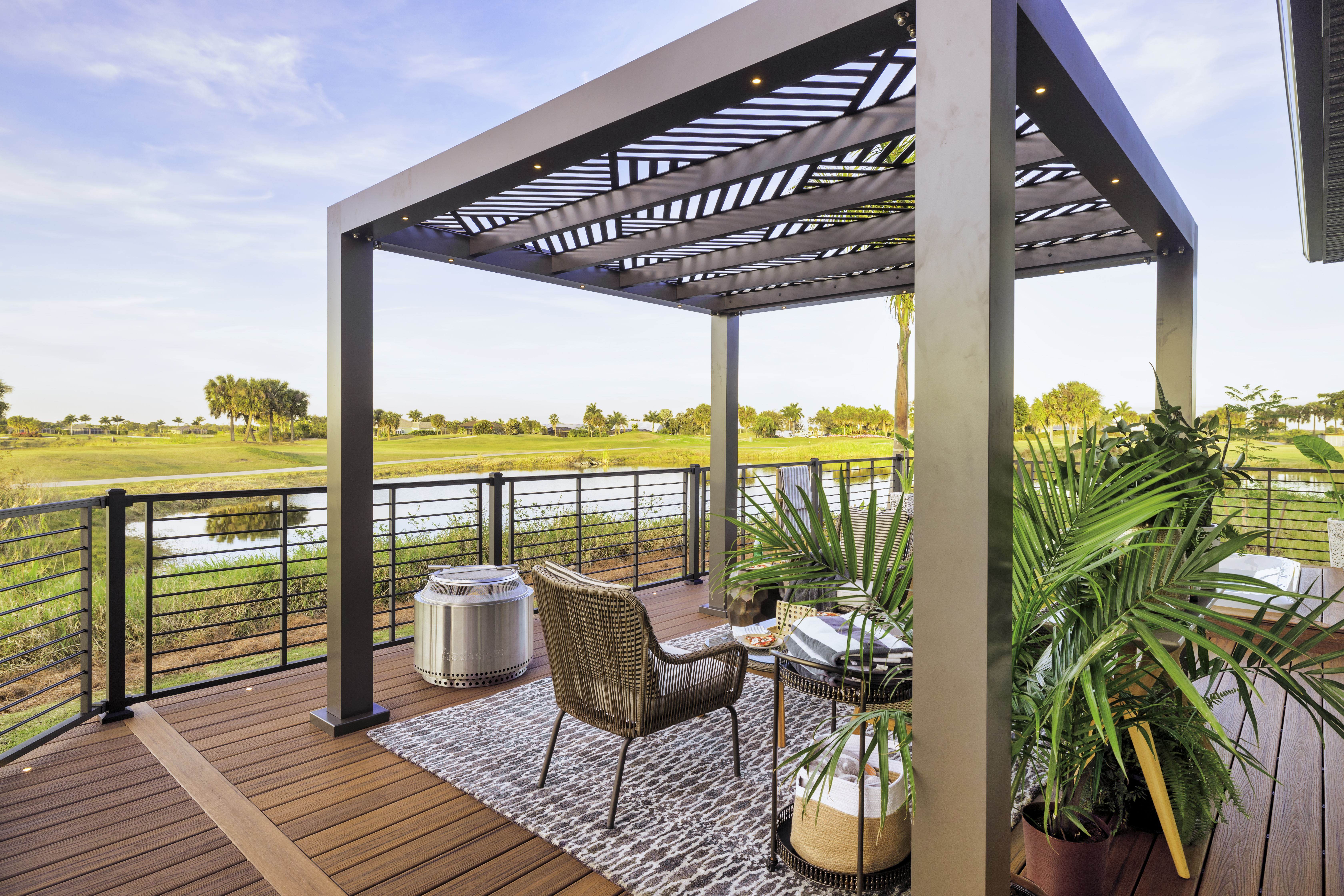 sh21_pool_deck_backyard-pergola-angle-77A3194_h