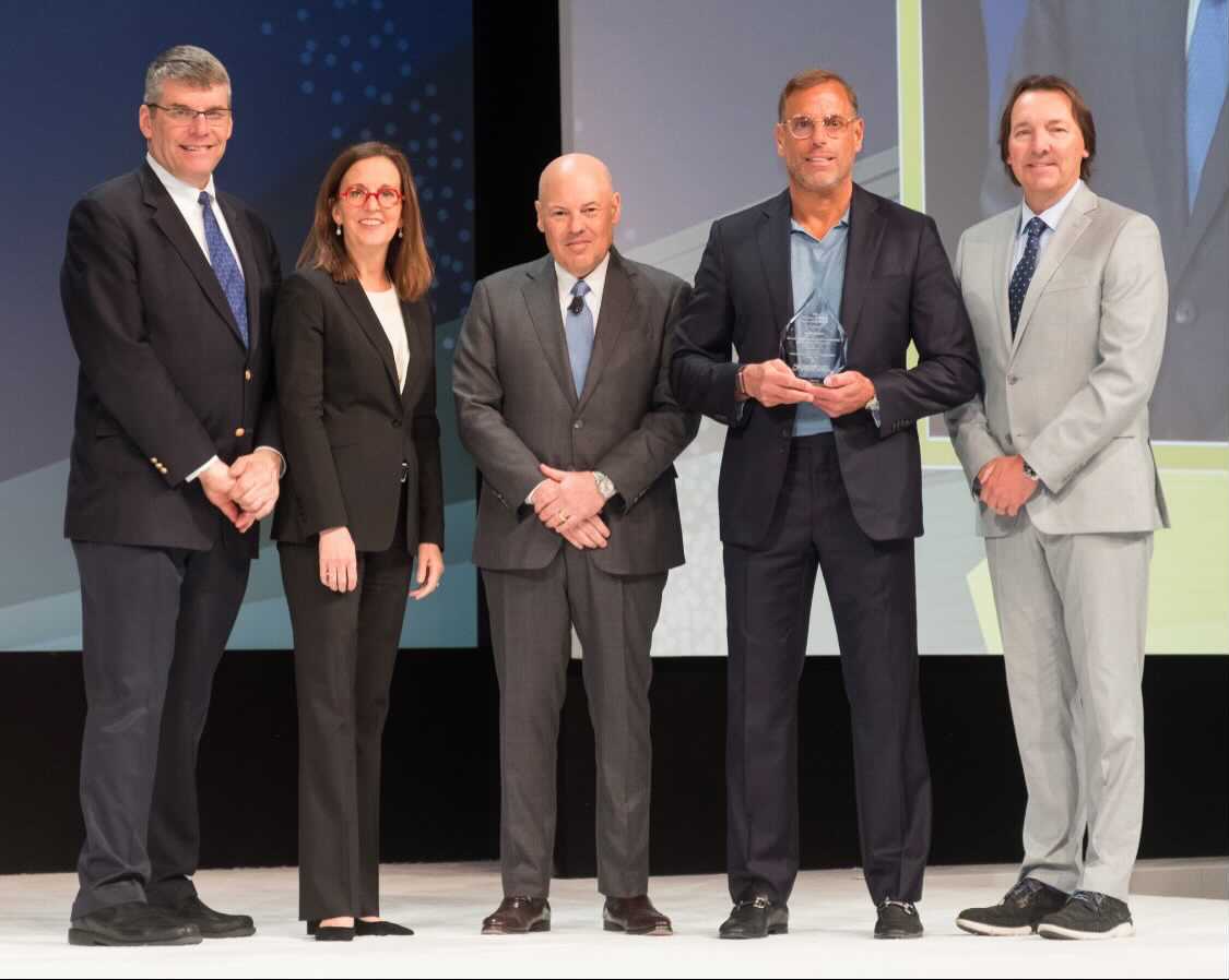 DirectMail.io receives innovation award from USPS.